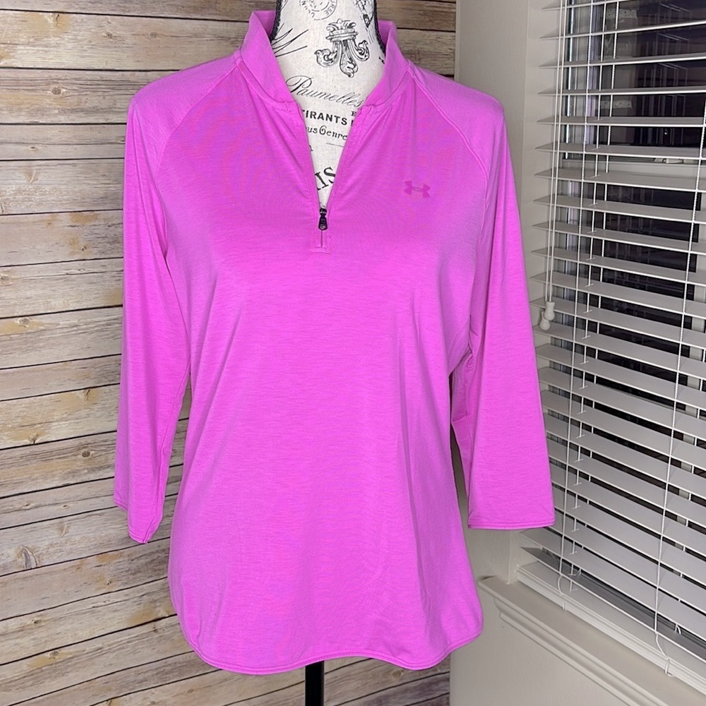 Under Armour fitted top